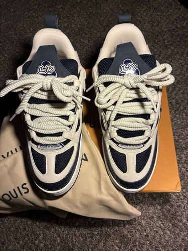 Skate sneaker blue size - lv,